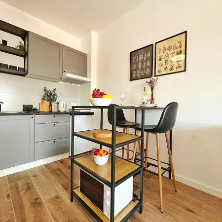 Apartman 335